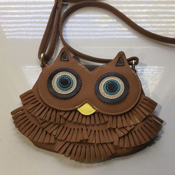 Owl Crossbody Purse - Synthetic Material - Picture 2 of 13